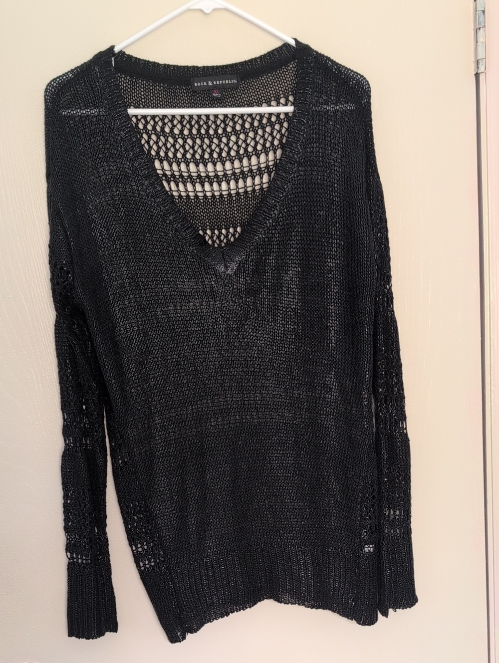 Rock & Republic Black Metallic Open Knit V-Neck Sweater Size XL
